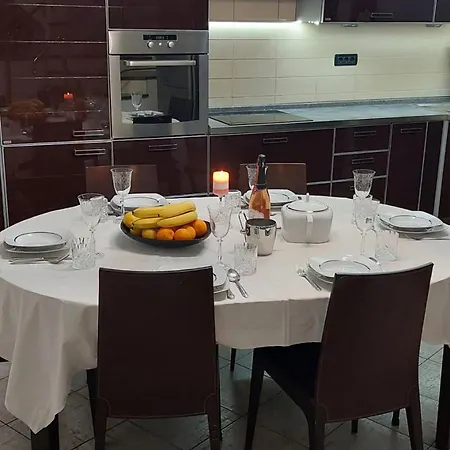 아파트 By The Sea - 23144