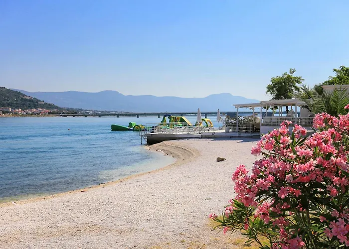 By The Sea - 23144 公寓 *